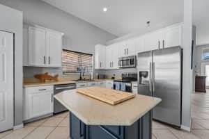 4034 Bahia Isle Circle, Wellington, FL 33449 Sold 05/27/25