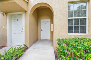 104 Lighthouse Circle A, Tequesta, FL 33469 Sold 04/02/25