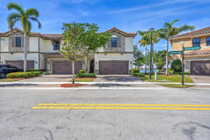 8459 Lakeview Trail, Parkland, FL 33076 Sold 03/21/25