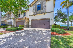 8459 Lakeview Trail, Parkland, FL 33076 Sold 03/21/25