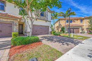 8459 Lakeview Trail, Parkland, FL 33076 Sold 03/21/25