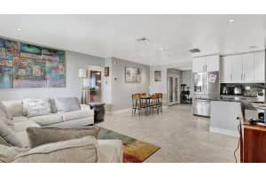 6830 Simms Street, Hollywood, FL 33024 Sold 05/02/25