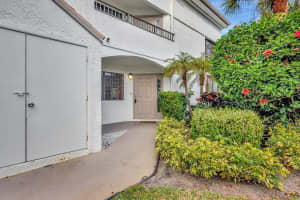 7449 Glendevon Lane 104, Delray Beach