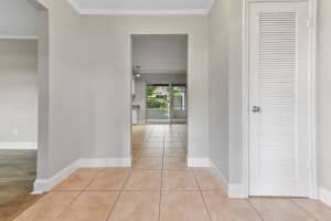 25 W Plumosa Lane, Lake Worth, FL 33467 Sold 07/10/25
