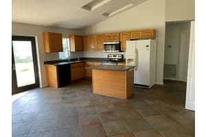 2470 SE Toledo Avenue, Port Saint Lucie, FL 34952 Sold 03/31/25