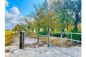 16738 NW 262nd Street, Okeechobee, FL 34972 - MLS#R11059537