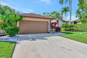 13329 Touchstone Court, Palm Beach Gardens, FL 33418 Sold 03/21/25