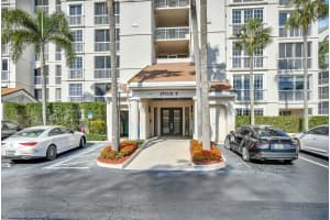 17031 Boca Club Boulevard 103a, Boca Raton, FL 33487 Sold 08/12/25