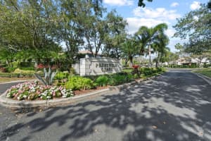 359 Prestwick Circle 4, Palm Beach Gardens, FL 33418 Sold 04/15/25