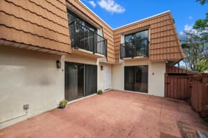 2825 SW 11th Place N, Deerfield Beach, FL 33442 Sold 08/26/25