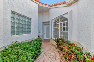 6196 Floral Lakes Drive, Delray Beach, FL 33484 Sold 05/23/25
