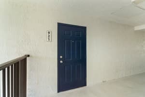 921 Villa Circle, Boynton Beach, FL 33435 Sold 05/16/25