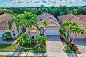 6930 Fairway Lakes Drive, Boynton Beach, FL 33472 Sold 08/01/25