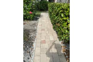 1094 Raintree Court, Palm Beach Gardens, FL 33410 Sold 06/06/25