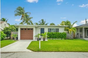 1718 N N Street, Lake Worth Beach, FL 33460 Sold 04/03/25