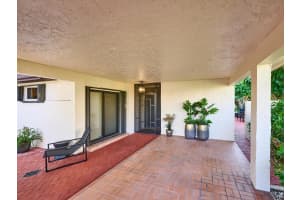 8206 Casa Del Lago 23-A, Boca Raton, FL 33433 Sold 03/28/25
