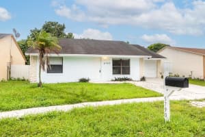 5790 Ithaca Circle E, Lake Worth, FL 33463 Sold 04/25/25