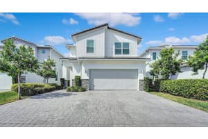 4061 Pelicano Way, Deerfield Beach, FL 33064 Sold 04/25/25