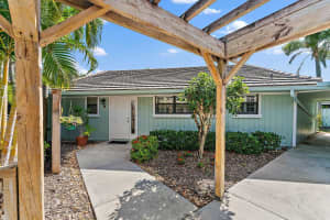 1127 E Seminole Avenue 4b, Jupiter, FL 33477 - MLS#R11059900