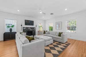 610 Park Place, West Palm Beach, FL 33401 Sold 04/25/25