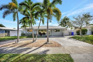 200 SE 3rd Street, Pompano Beach, FL 33060 Sold 04/10/25