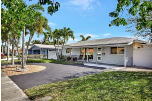 200 SE 3rd Street, Pompano Beach, FL 33060 Sold 04/10/25