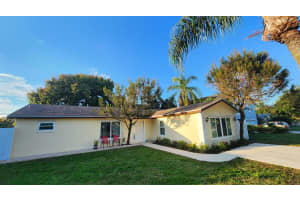5122 Pine Tree Drive, Delray Beach, FL 33484 Sold 04/04/25
