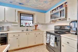 798 NW 32nd Avenue, Delray Beach, FL 33445 Sold 05/06/25