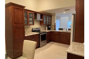 17070 Boca Club Boulevard 6, Boca Raton, FL 33487 Sold 03/20/25