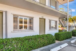 3160 Lake Osborne Drive 112, Lake Worth Beach, FL 33461 Sold 06/13/25