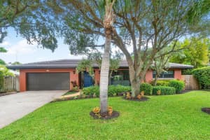121 Sandal Lane, Palm Beach Shores, FL 33404 Sold 05/01/25