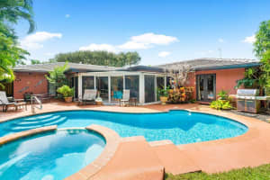 121 Sandal Lane, Palm Beach Shores, FL 33404 Sold 05/01/25