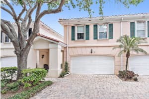 31 Oakland Court, Tequesta, FL 33469 Sold 07/31/25