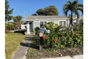 1132 N D Street, Lake Worth Beach, FL 33460 Sold 07/16/25