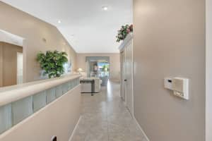 9841 Seacrest Circle 202, Boynton Beach, FL 33437 Sold 05/07/25
