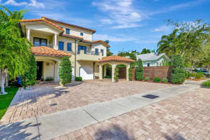 1627 NE 1st Street, Fort Lauderdale, FL 33301 Sold 04/18/25