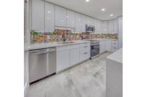 119 S Golfview 2, Lake Worth Beach, FL 33460 Sold 04/14/25