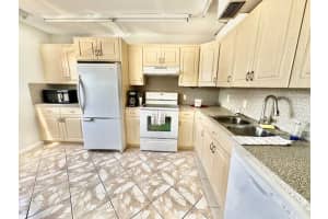 2100 Wolverton E, Boca Raton, FL 33434 Sold 03/24/25