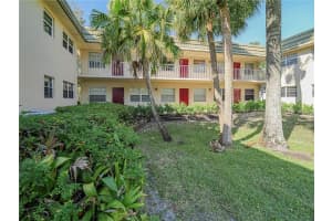 17 Vista Gardens Trail 206, Vero Beach