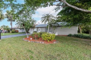 7102 NW 89th Avenue, Tamarac, FL 33321 - MLS#R11060200