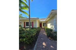 321 NW 17th Avenue, Pompano Beach, FL 33069 Sold 03/21/25