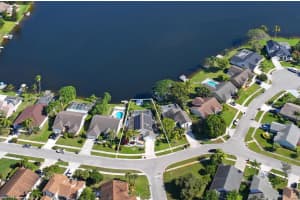 12748 Meadowbreeze Drive, Wellington, FL 33414 Sold 12/04/25