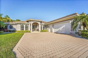 9402 Pinebark Court, Fort Pierce, FL 34951 - MLS#R11060270