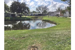 5 La Paloma, Port Saint Lucie, FL 34952 Sold 05/23/25