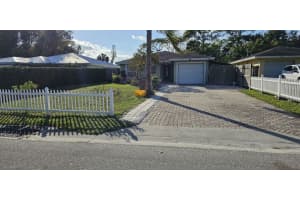 177 W Trail Drive, West Palm Beach, FL 33415 Sold 03/20/25