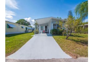 4 Oliva Road, Port Saint Lucie, FL 34952 - MLS#R11060415