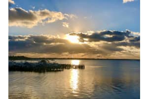 1600 NE Dixie Highway 4-108, Jensen Beach, FL 34957 Sold 04/08/25