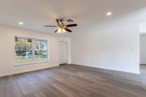 121 Wisteria Avenue, Fort Pierce, FL 34982 Sold 04/10/25