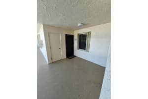 7030 Half Moon 320 Circle 320, Hypoluxo, FL 33462 Sold 05/15/25