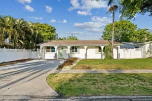 718 NW 9th Avenue, Dania Beach, FL 33004 Sold 07/07/25